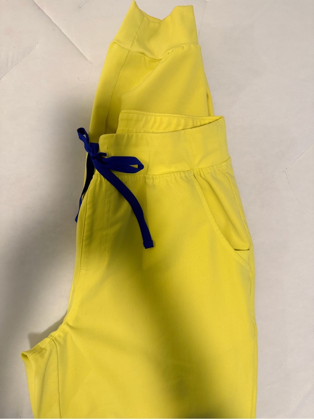 FIGS Women Scrub Pants Serving Lime High Waisted Zamora - Medium Jogger